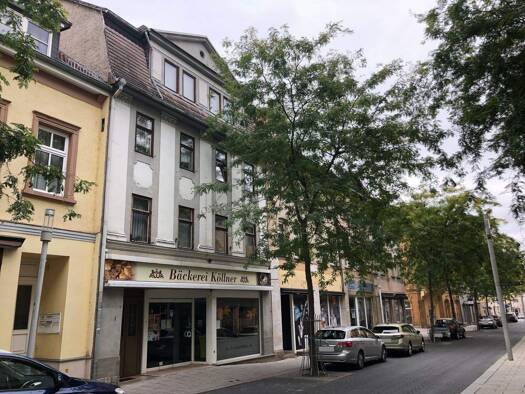 Mehrfamilienhaus zum Kauf als Kapitalanlage geeignet 180.000 € 9 Zimmer 371,7 m² 264 m² Grundstück Bahnhofstraße 20 Apolda 99510