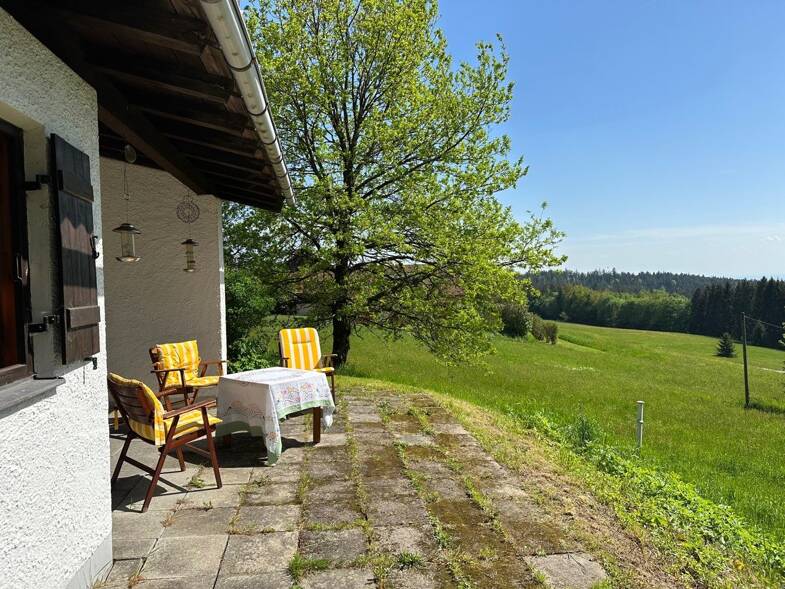 Haus zum Kauf 265.000 € 3 Zimmer 70 m² 1.400 m² Grundstück Greising Deggendorf 94469