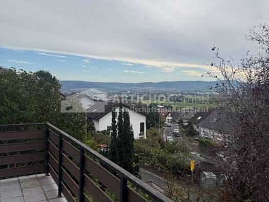 Einfamilienhaus zum Kauf 398.000 € 6 Zimmer 198,3 m² 688 m² Grundstück Roth Gelnhausen 63571