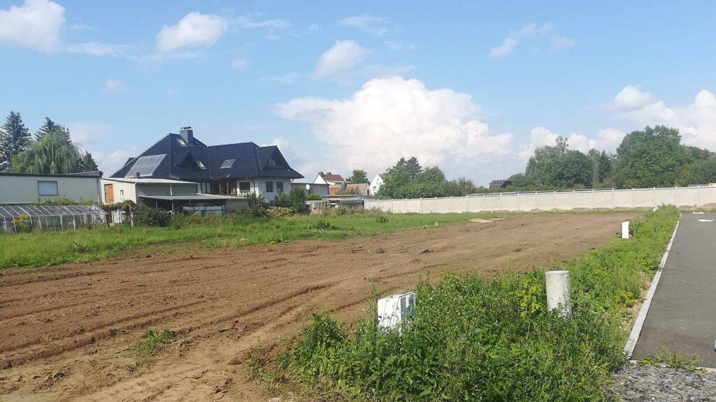 Grundstück zum Kauf provisionsfrei 40.670 € 830 m² Grundstück Am Hinterfeld 22 Röblingen am See Seegebiet Mansfelder Land 06317