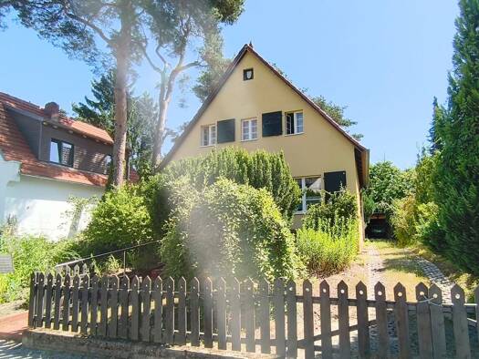 Einfamilienhaus zum Kauf 649.900 € 4 Zimmer 108 m² 594 m² Grundstück frei ab 01.10.2026 Kleinmachnow 14532