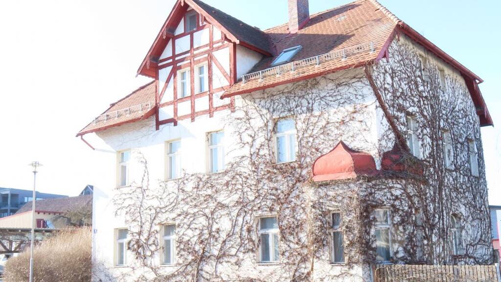 Mehrfamilienhaus zum Kauf 195.000 € 11 Zimmer 291 m² 547 m² Grundstück Auerbach 91275