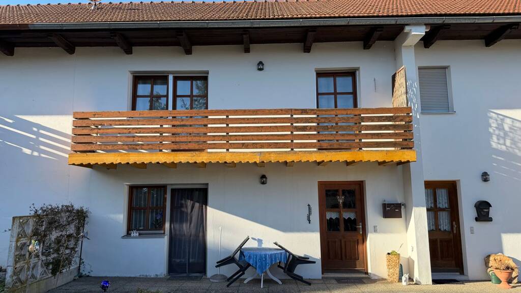 Maisonette zur Miete 700 € 3 Zimmer 80 m² Geschoss 1/2 frei ab sofort Hauptstraße 2 Haarbach 94542