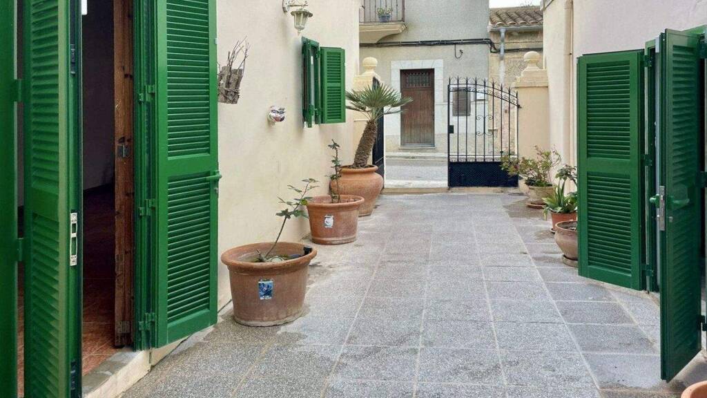 Stadthaus zum Kauf 450.000 € 4 Zimmer 301 m² Petra 07520