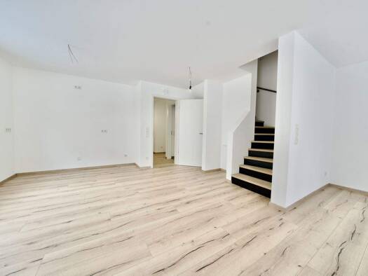 Doppelhaushälfte zum Kauf - Erstbezug 679.000 € 6 Zimmer 159 m² 248 m² Grundstück Schönbrunn Landshut 84036