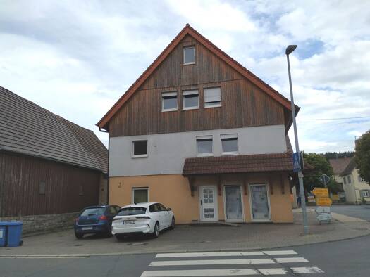 Mehrfamilienhaus zum Kauf 369.000 € 8 Zimmer 230 m² 276 m² Grundstück Assamstadt 97959