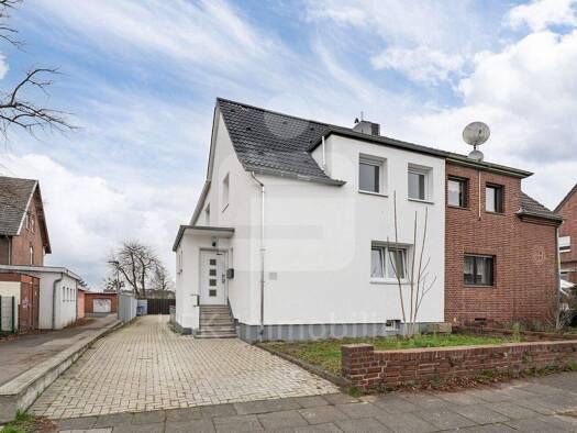 Doppelhaushälfte zum Kauf 549.000 € 9 Zimmer 155 m² 371 m² Grundstück Brüggen Kerpen / Brüggen 50169