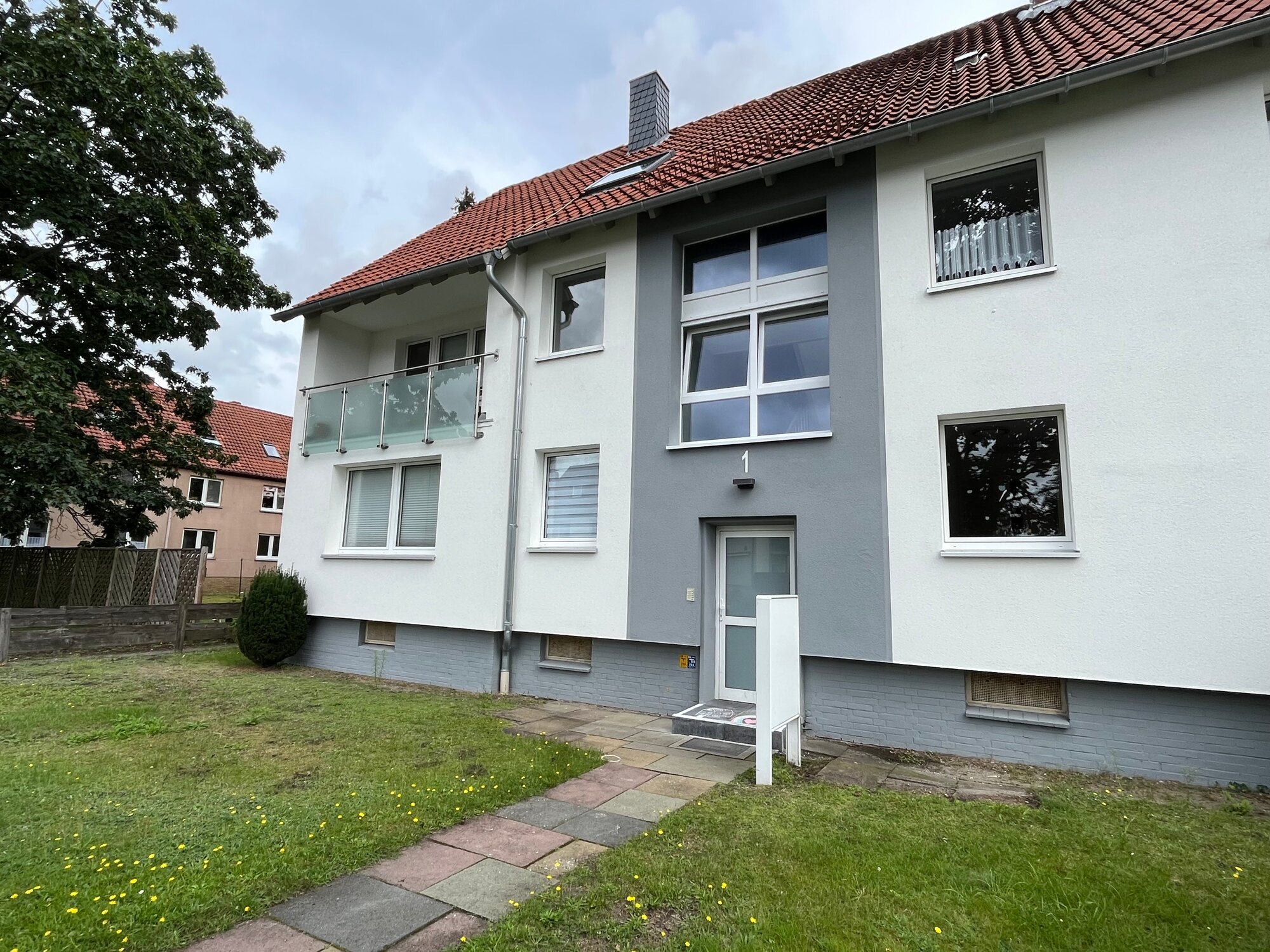 Wohnung zur Miete 350 € 2 Zimmer 45 m²<br/>Wohnfläche ab sofort<br/>Verfügbarkeit Heese Celle 29225