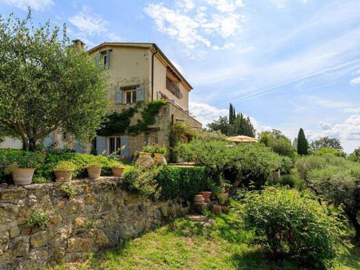 Einfamilienhaus zum Kauf 1.750.000 € 9 Zimmer 235 m² 13.700 m² Grundstück MONTAUROUX 83440