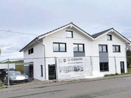 Doppelhaushälfte zum Kauf 335.000 € 4 Zimmer 177,4 m² 582 m² Grundstück frei ab sofort Hohe Straße 11 Hurst Windeck 51570