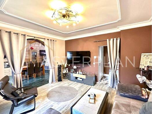 Haus zum Kauf 299.000 € 10 Zimmer 240,7 m² 1.717 m² Grundstück Überherrn 66802