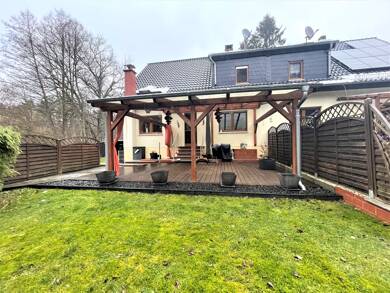 Doppelhaushälfte zum Kauf 115.000 € 4 Zimmer 130 m² 641 m² Grundstück Bremsdorf Schlaubetal / Bremsdorf 15890