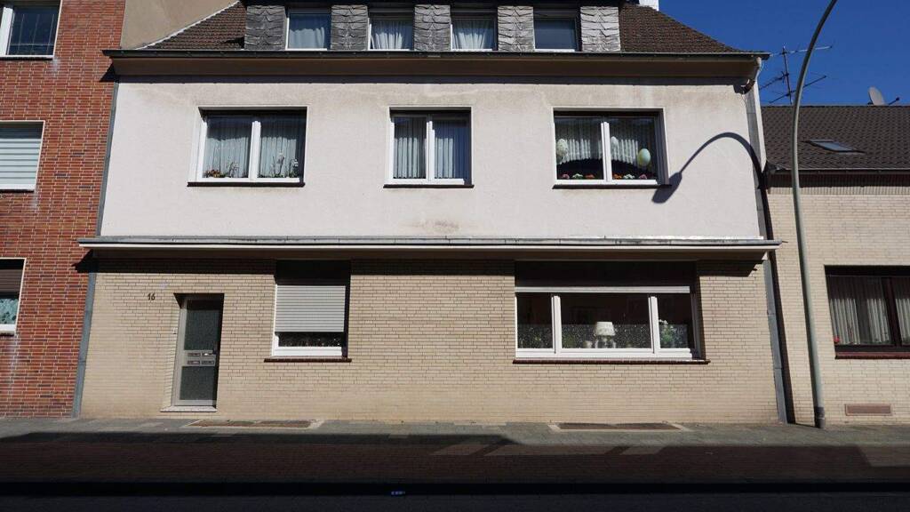Mehrfamilienhaus zum Kauf 428.000 € 9 Zimmer 275 m² 1.399 m² Grundstück Hochheide Duisburg 47198