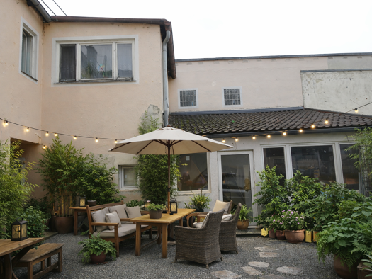 Mehrfamilienhaus zum Kauf 699.000 € 28 Zimmer 522 m² 477 m² Grundstück Frontenhausen 84160