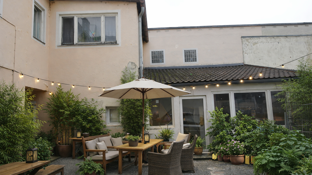 Mehrfamilienhaus zum Kauf 699.000 € 28 Zimmer 522 m² 477 m² Grundstück Frontenhausen 84160