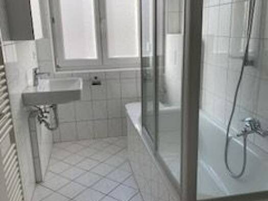 Wohnung zur Miete 495 € 2 Zimmer 42 m² 1. Geschoss frei ab sofort Gleißhammer Nürnberg 90461