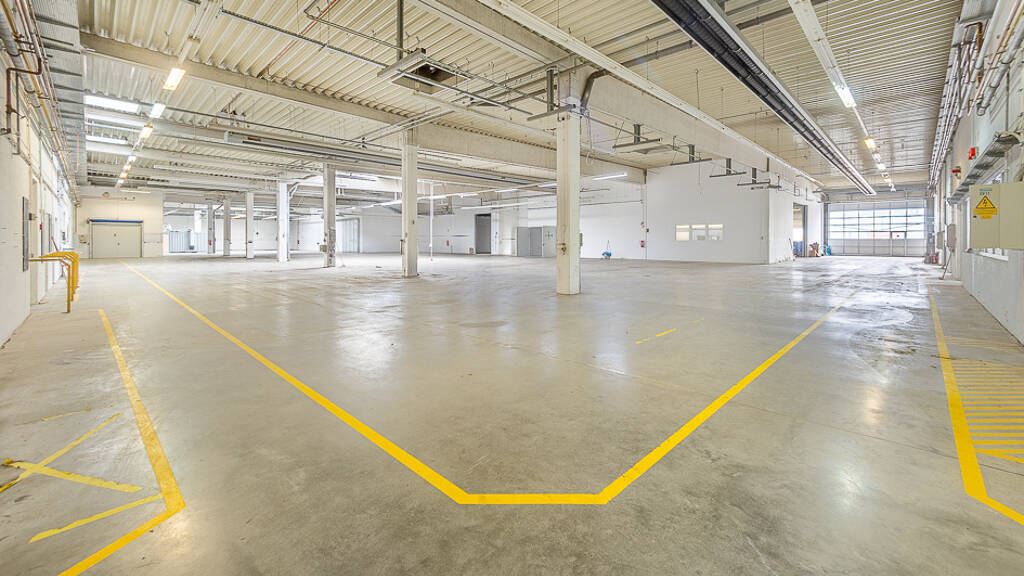 Produktionshalle zur Miete 12.800 € 2.947,1 m² Lagerfläche Neuwied 56566