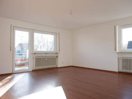 Wohnung zur Miete 900 € 3,5 Zimmer 83 m² frei ab 01.02.2026 Holzhausen March 79232