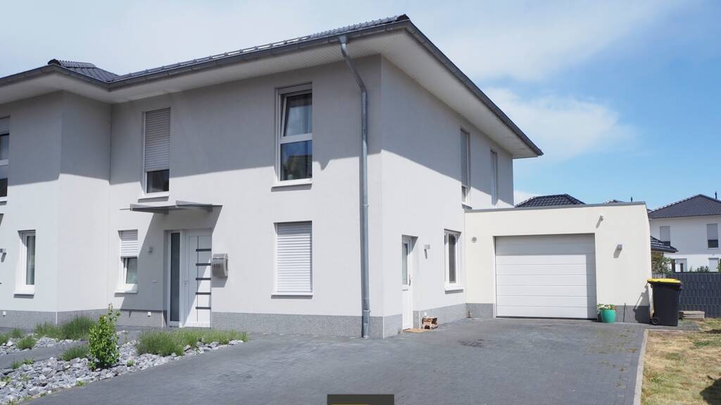 Doppelhaushälfte zum Kauf 349.000 € 4 Zimmer 141 m² 354 m² Grundstück frei ab sofort Hunteburg Bohmte / Hunteburg 49163