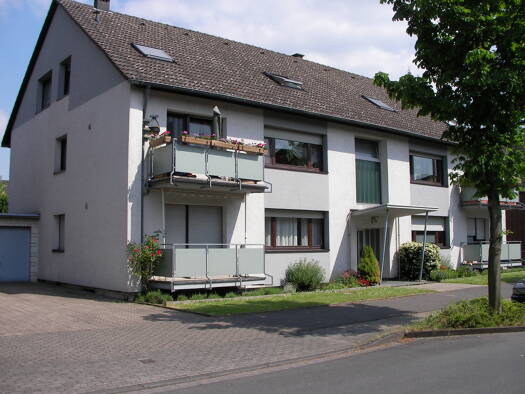 Wohnung zur Miete 550 € 3 Zimmer 80 m² 2. Geschoss frei ab sofort Roosenstraße 25 Vluyn Neukirchen-Vluyn 47506