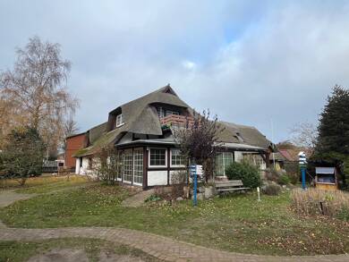 Bauernhaus zum Kauf 1.699.000 € 18 Zimmer 385 m² 1.130 m² Grundstück Wustrow 18347