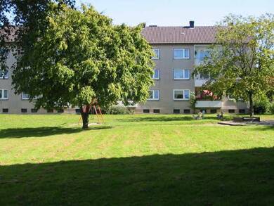 Wohnung zur Miete 489 € 3 Zimmer 64,4 m² 1. Geschoss frei ab 18.07.2025 Anne-Frank-Straße 4 Mitte Menden 58708