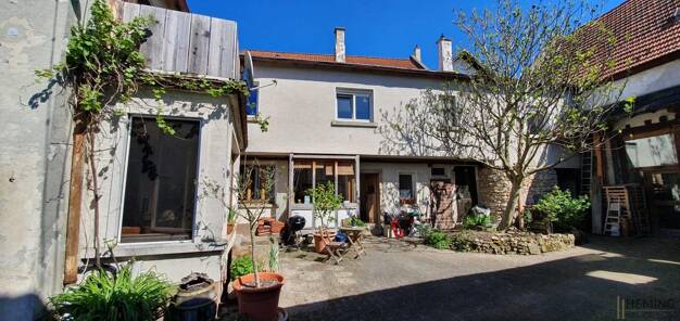 Bauernhaus zum Kauf 350.000 € 7 Zimmer 129,4 m² 700 m² Grundstück Köngernheim 55278