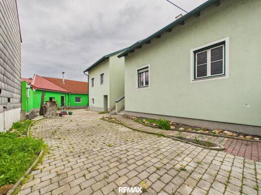 Mehrfamilienhaus zum Kauf 250.000 € 9 Zimmer 358 m² 527 m² Grundstück Schützen am Gebirge 7081