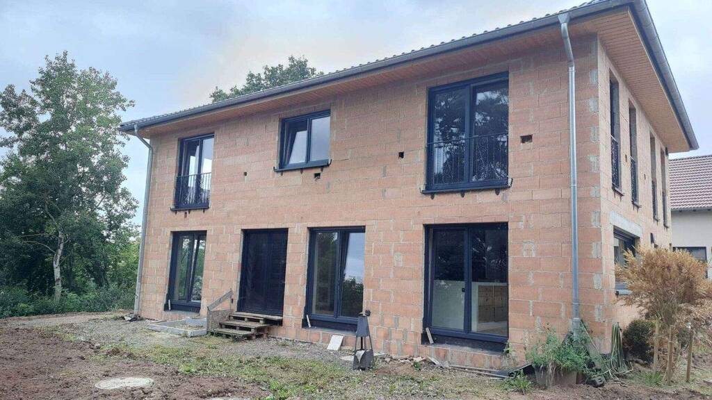 Einfamilienhaus zum Kauf 380.000 € 8 Zimmer 196 m² 833 m² Grundstück Hilkerode 37115