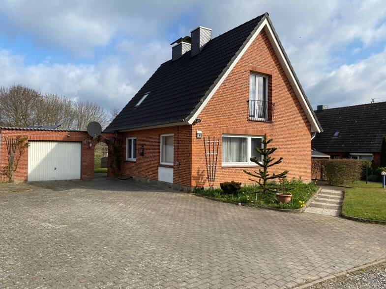 Einfamilienhaus zum Kauf 249.000 € 4 Zimmer 87 m² 1.119 m² Grundstück Rogerfelde Altenkrempe / Rogerfelde 23730