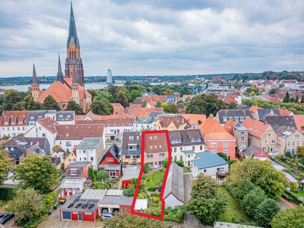Reihenmittelhaus zum Kauf 499.000 € 4 Zimmer 165 m² 342 m² Grundstück Schleswig 24837