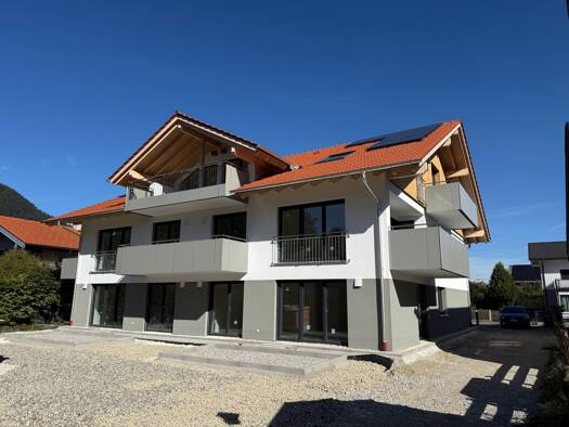Wohnung zur Miete - Erstbezug 1.455 € 3 Zimmer 81 m² frei ab 15.10.2026 Aschau Aschau im Chiemgau 83229