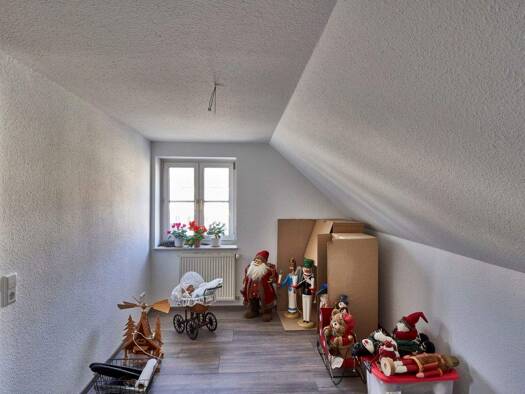 Haus zum Kauf 349.000 € 8,5 Zimmer 167,5 m² 251 m² Grundstück Ebingen Albstadt 72458