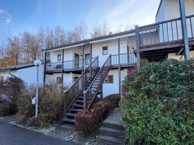Wohnung zum Kauf 265.000 € 215,4 m² Falkenstein Falkenstein 93167