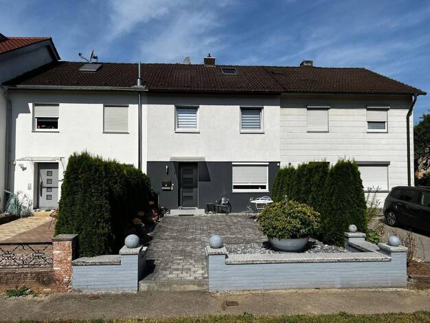 Reihenmittelhaus zum Kauf provisionsfrei 390.000 € 5 Zimmer 122,5 m² 204 m² Grundstück Amorbach Neckarsulm 74172