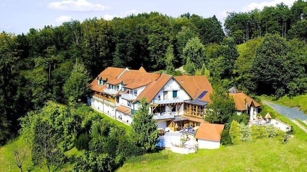 Hotel zum Kauf 900.000 € 9.694 m² Grundstück Bad Loipersdorf 8282