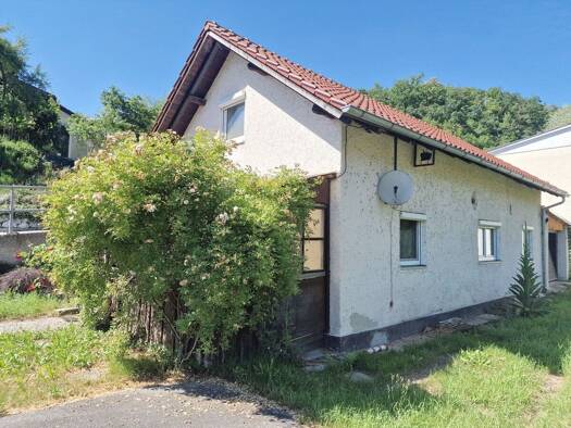 Einfamilienhaus zum Kauf 59.000 € 3 Zimmer 80 m² 286 m² Grundstück Winzer Winzer 94577
