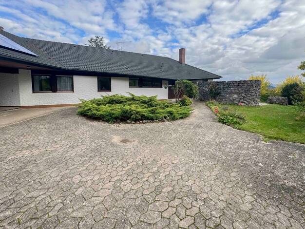 Villa zum Kauf 949.000 € 12 Zimmer 315,3 m² 1.456,3 m² Grundstück Schnaittach 91220