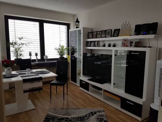 Wohnung zur Miete 580 € 2 Zimmer 70 m² Geschoss 1/2 frei ab sofort Köllerbach Püttlingen 66346