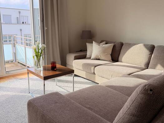 Wohnung zur Miete 1.500 € 2 Zimmer 56,8 m² Geschoss 2/3 frei ab sofort Lohengrinstraße 16 Bogenhausen München 81925