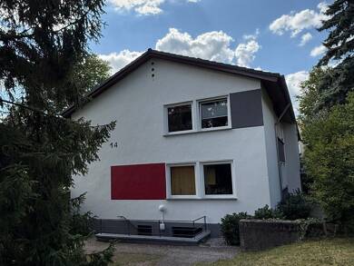 Wohnung zur Miete 795 € 3,5 Zimmer 96 m² Geschoss 1/2 frei ab 01.09.2025 Coburg Coburg 96450