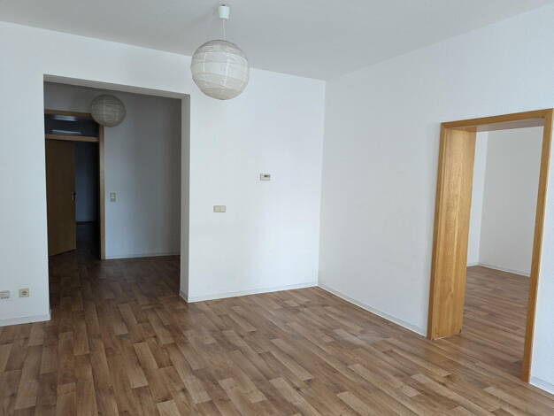 Wohnung zur Miete 400 € 2 Zimmer 89,9 m² 1. Geschoss frei ab 01.11.2025 Steinweg 79 Mühlhausen 99974