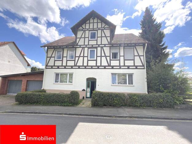Mehrfamilienhaus zum Kauf 145.000 € 6 Zimmer 165 m² 1.088 m² Grundstück Eschenstruth Helsa 34298