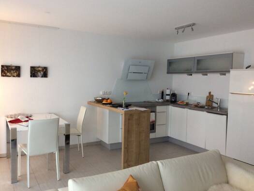 Wohnung zur Miete 870 € 2 Zimmer 66,6 m² frei ab 01.08.2026 Weil am Rhein 79576