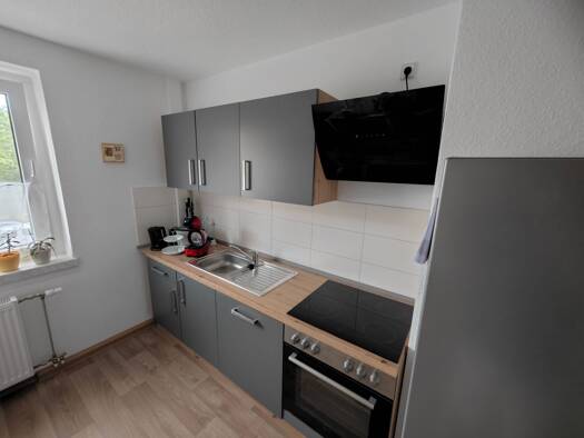 Wohnung zur Miete 300 € 2 Zimmer 50,7 m² Geschoss 1/5 frei ab 01.10.2026 Weida Riesa 01587