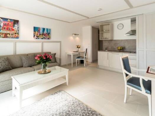 Studio zur Miete Wohnen auf Zeit 1.350 € 2 Zimmer 60 m² Feldwies Übersee 83236