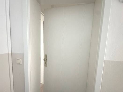 Wohnung zur Miete 389 € 3 Zimmer 75 m² EG frei ab sofort Treuen 08233