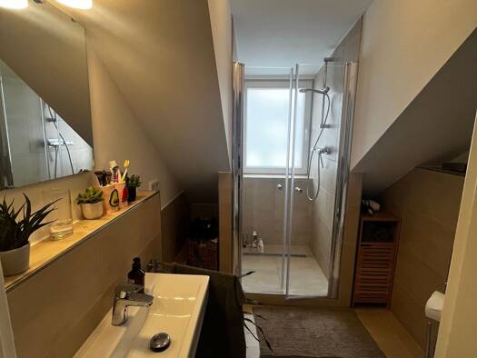 Wohnung zur Miete 595 € 1 Zimmer 31 m² Dachgeschoss, 3. Geschoss frei ab 01.09.2025 Schranke 15 Wöhrd Nürnberg 90489