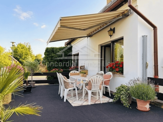 Einfamilienhaus zum Kauf 196.000 € 5 Zimmer 120 m² 819 m² Grundstück Schwarzheide 01987
