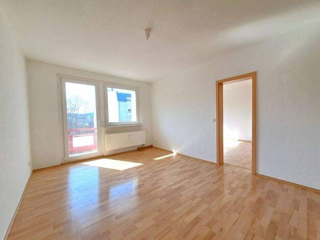 Wohnung zur Miete 271 € 2 Zimmer 47,5 m² 2. Geschoss Weststraße 18 Stadtmitte Plauen 08523